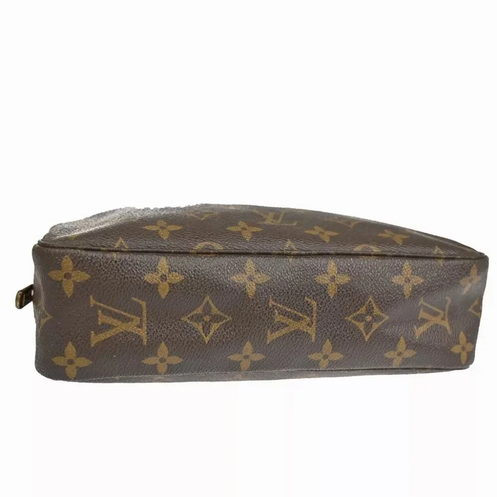 LOUIS VUITTON Trousse Toilette 23 Clutch Hand Bag Monogram Brown M47524 31YE048